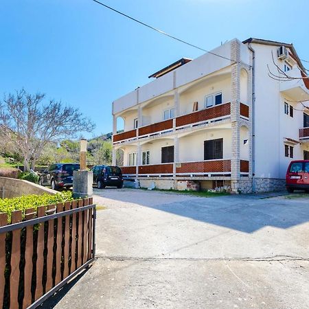 Apartments Luka Supetarska Draga Exterior foto